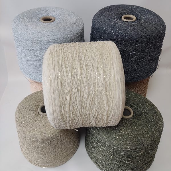 Blizgūs mėdvilnės mezgimo siūlai su poliamidu ir akrilanu