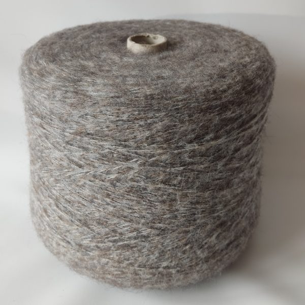 Pusvilnės melanžiniai mezgimo siūlai su mohera