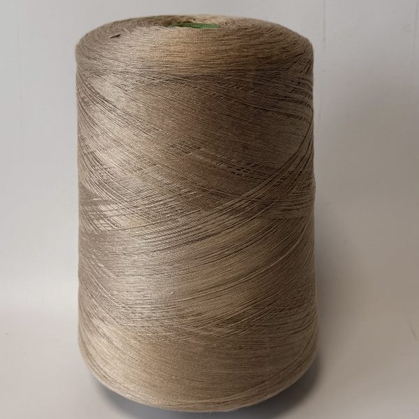 Viskozės mezgimo siūlai su poliesteriu