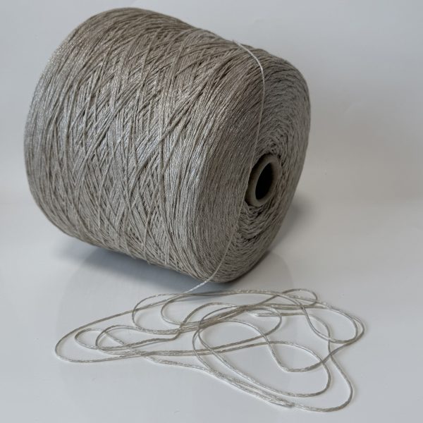 Viskozės mezgimo siūlai su poliamidu