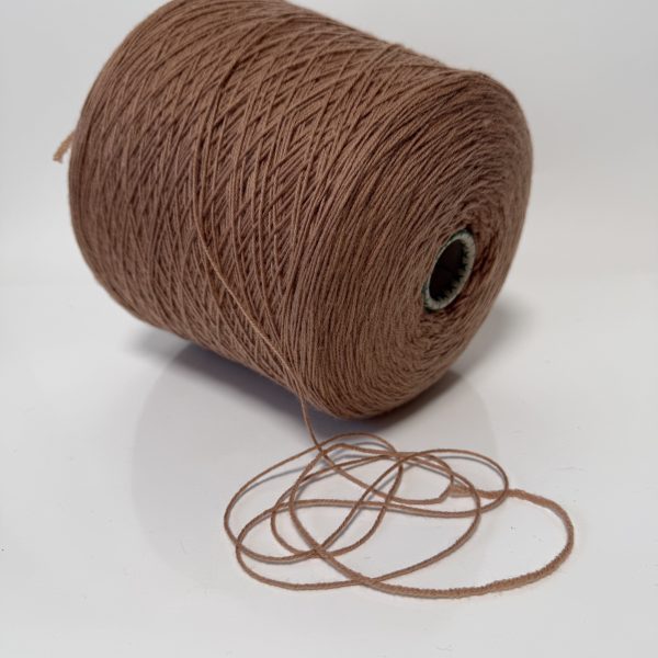 Merino vilnos mezgimo siūlai su poliamidu
