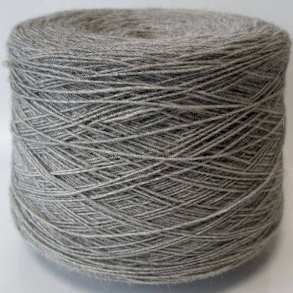 Pusvilnės mezgimo siūlai su merino ir alpakos vilna