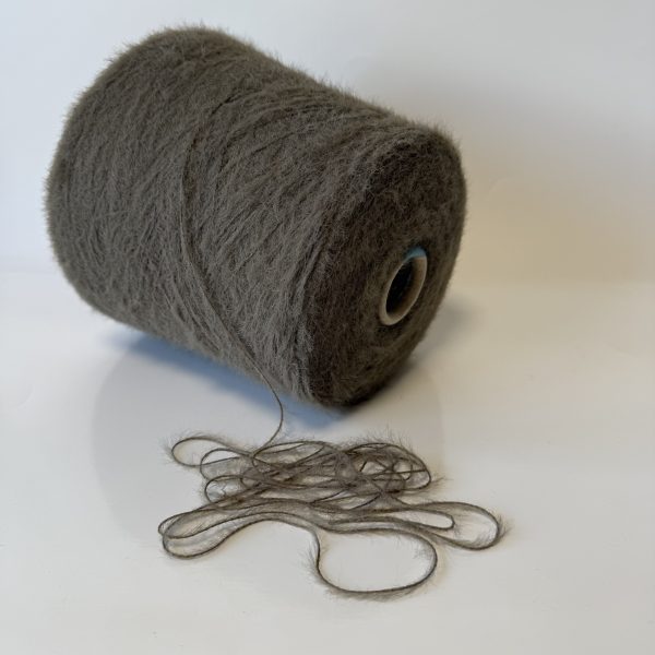 Poliamido mezgimo siūlai – žolytė