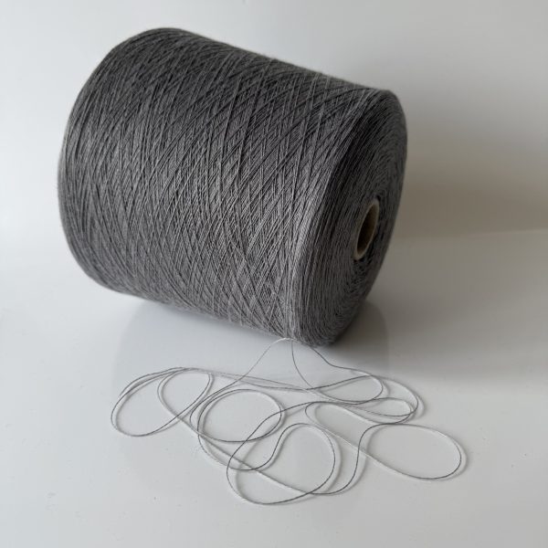 Merino vilnos mezgimo siūlai su akrilanu