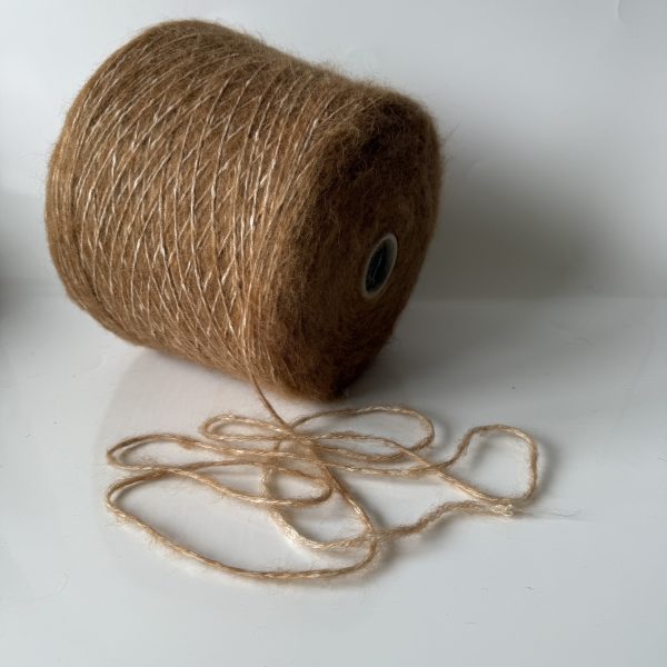 Baby alpakos ir merino vilnos mezgimo siūlai su poliamidu ir akrilanu
