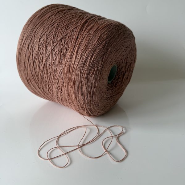 Viskozės mezgimo siūlai su poliamidu