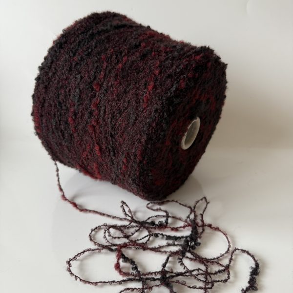 Vilnos buklė mezgimo siūlai su poliakrilu ir elastanu