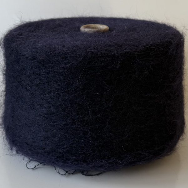 Kid moheros mezgimo siūlai su merino vilna, viskoze, poliamidu ir poliesteriu