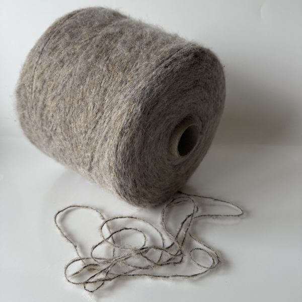 Baby alpakos vilnos mezgimo siūlai su merino vilna, medvilne ir poliamidu