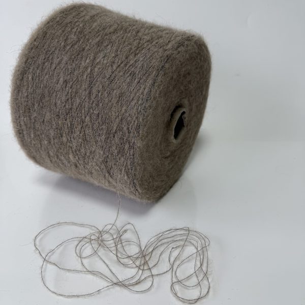 Baby alpakos vilnos mezgimo siūlai su merino vilna ir poliamidu