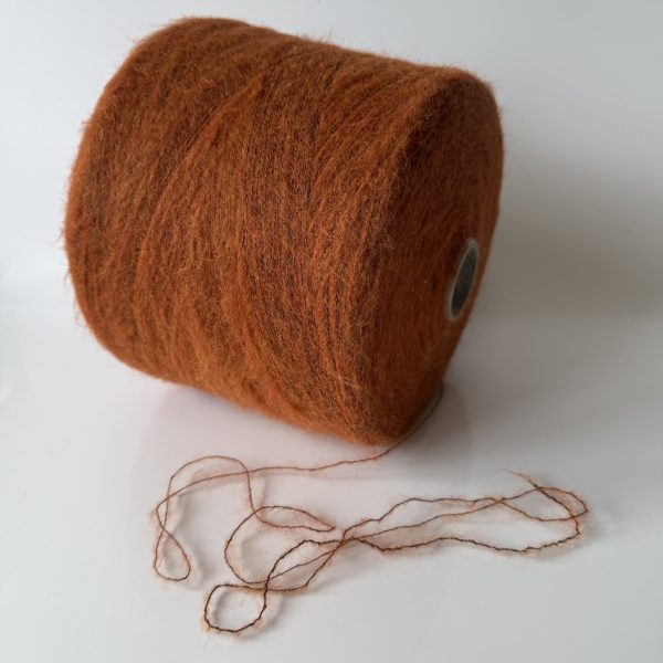 Merino vilnos mezgimo siūlai su poliakrilu, poliamidu ir elastanu