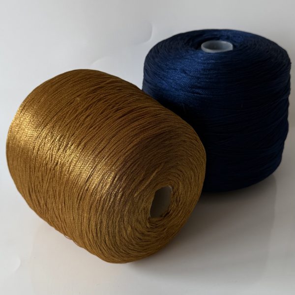 Poliamido (100%) mezgimo siūlai