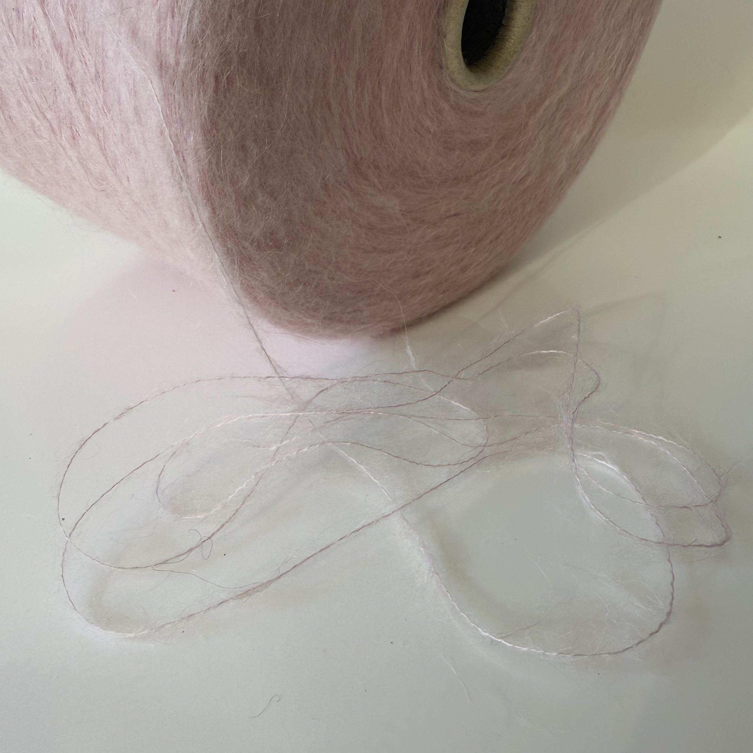 Kid moheros (soft) mezgimo siūlai su poliamidu ir akrilanu - Image 3