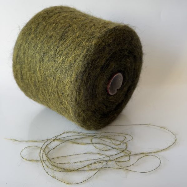 Kid moheros (soft) mezgimo siūlai su poliamidu ir akrilanu