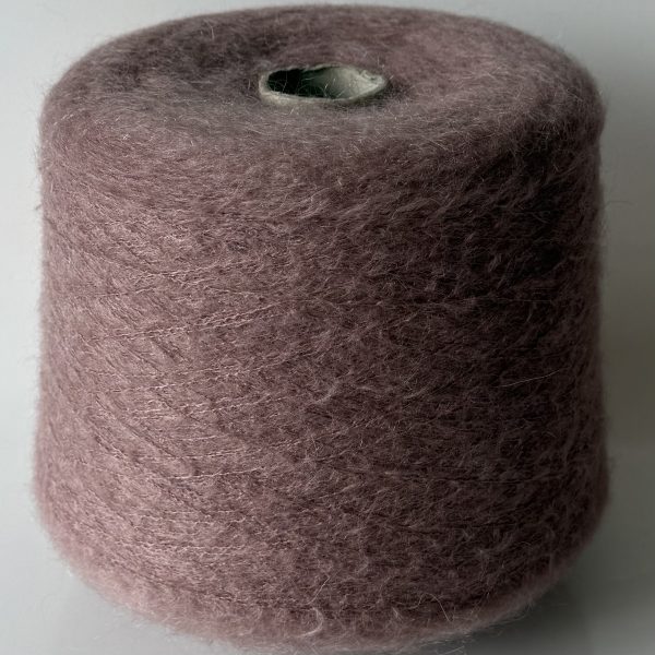 Moheros mezgimo siūlai su poliamidu ir akrilanu