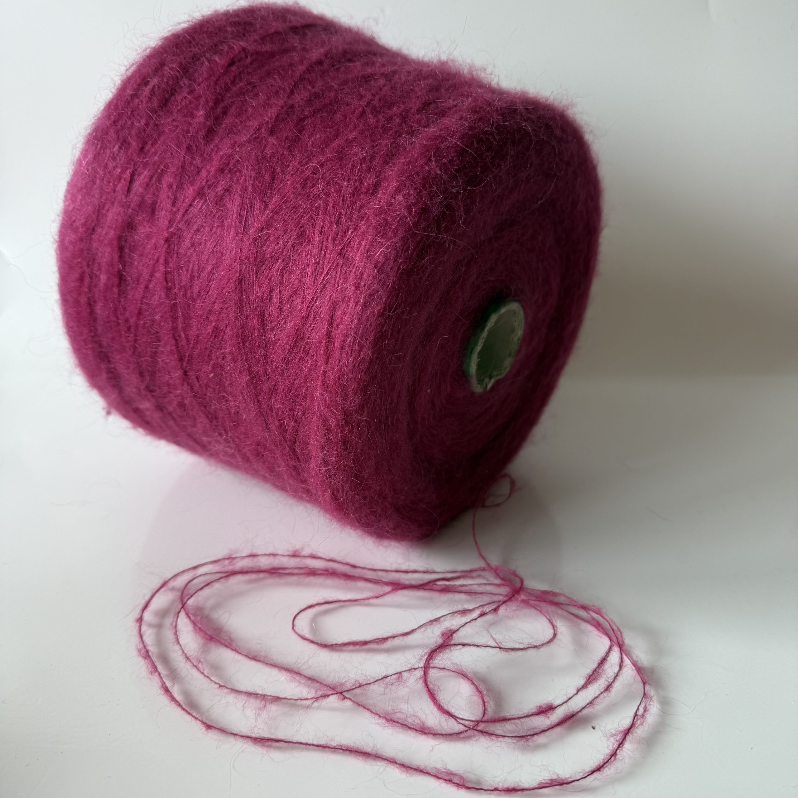 Moheros mezgimo siūlai su poliamidu ir akrilanu - Image 2