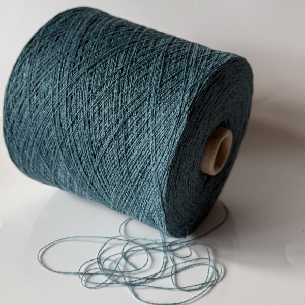 Kašmyro vilnos mezgimo siūlai su merino vilna