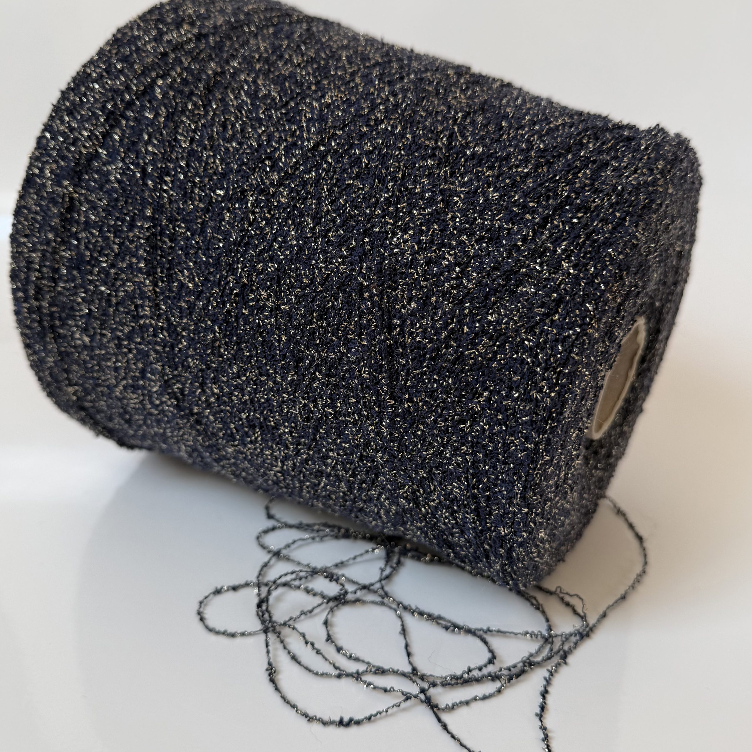 Medvilnės mezgimo siūlai su akrilanu, poliamidu ir liureksu - Image 2