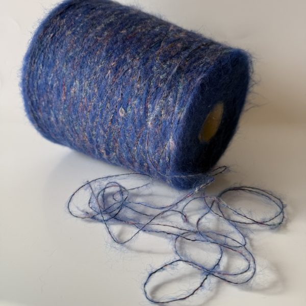 Medvilnės mezgimo siūlai su merino vilna, akrilanu, poliamidu, elastanu