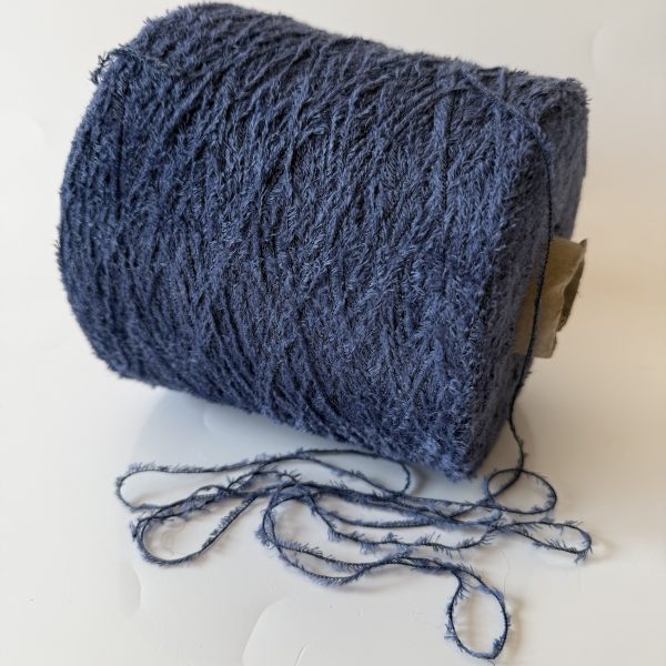 Medvilnės faktūriniai mezgimo siūlai su poliamidu