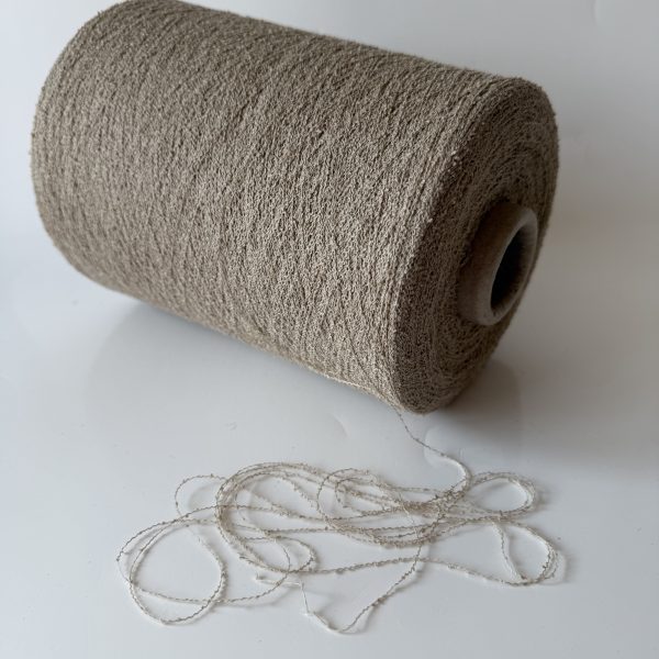 Medvilnės bukle mezgimo siūlai su poliamidu