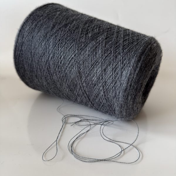 Extra fine merino vilna 100%